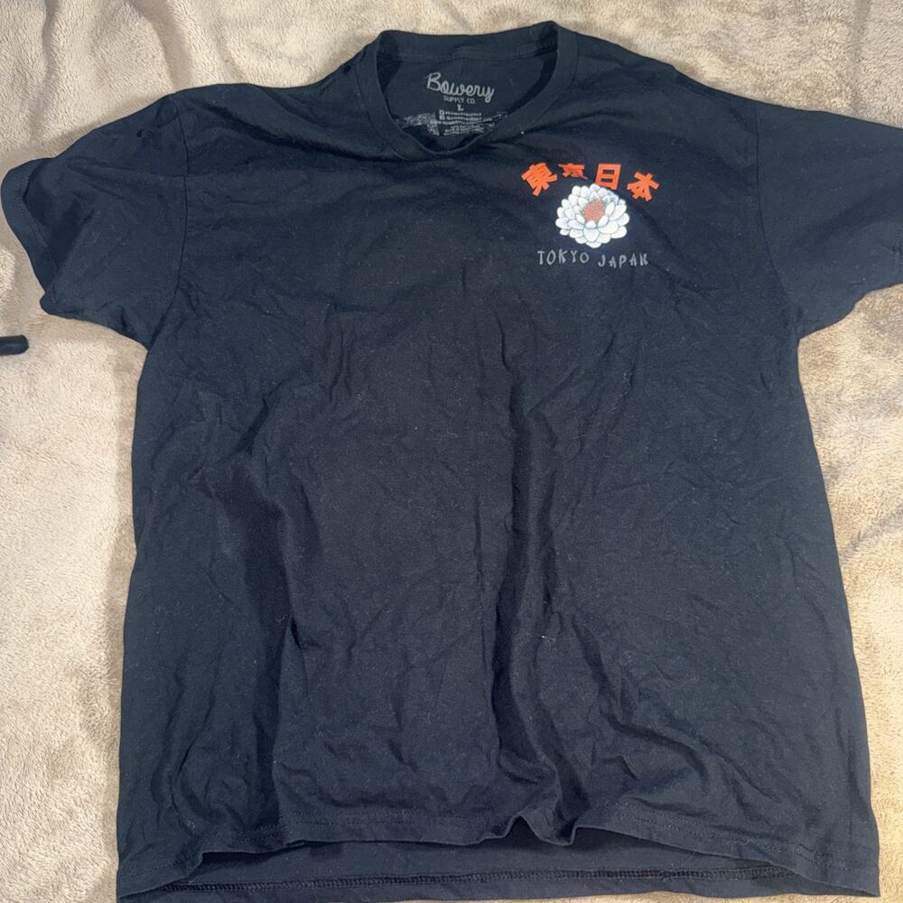 bowery supply co t shirt Tokyo JAPAN Men’s L Cool Design On Back.